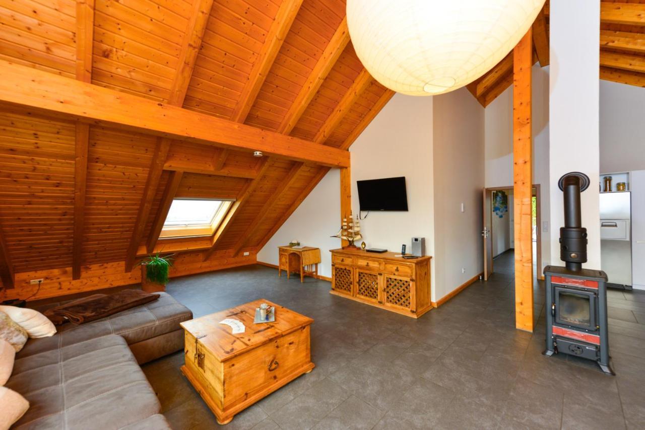 Ferienwohnung Im Erzgebirge Langenweissbach Luaran gambar