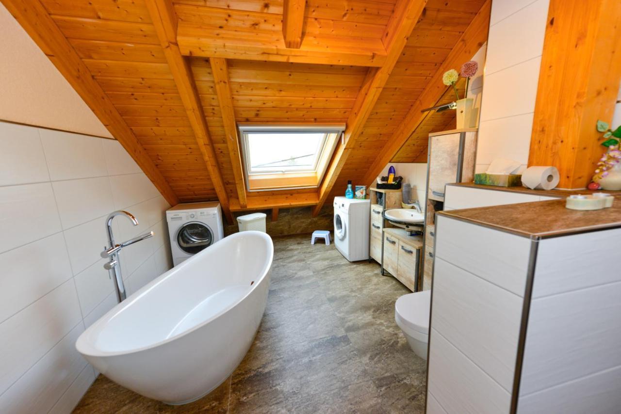 Ferienwohnung Im Erzgebirge Langenweissbach Luaran gambar