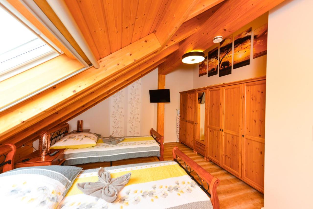 Ferienwohnung Im Erzgebirge Langenweissbach Luaran gambar