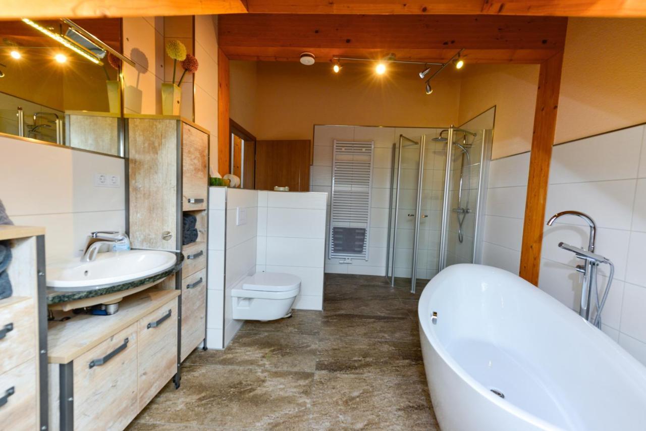 Ferienwohnung Im Erzgebirge Langenweissbach Luaran gambar
